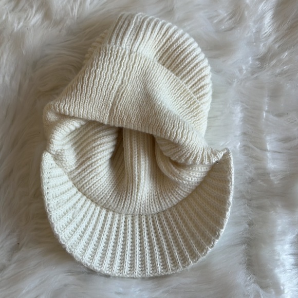 Charter Club knit newsboy hat - Picture 5 of 10